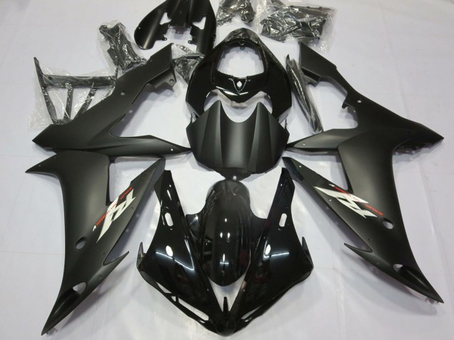2004-2006 Yamaha R1 Motorcycle Fairing - Glossy Black Matte Black Canada