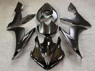 2004-2006 Yamaha R1 Motorcycle Fairings - Glossy Black Matte Black Canada