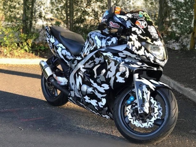 1996-2007 Yamaha YZF600R Thundercat Motorcycle Fairings - Black White Grey Camouflage Canada