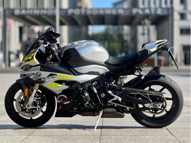 2023-2024 BMW S1000RR Motorcycle Fairings - Silver Yellow Carbon Fiber Canada