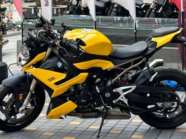 2021-2025 BMW S1000R Motorcycle Fairings - Yellow Canada