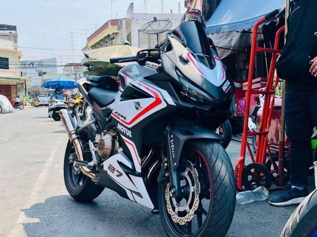2016-2018 Honda CBR500R Motorcycle Fairings - White Red Matte Black Canada