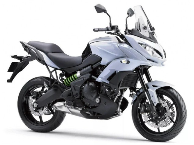 2015-2021 Kawasaki Versys 650 Motorcycle Fairings - White Matte Black Canada