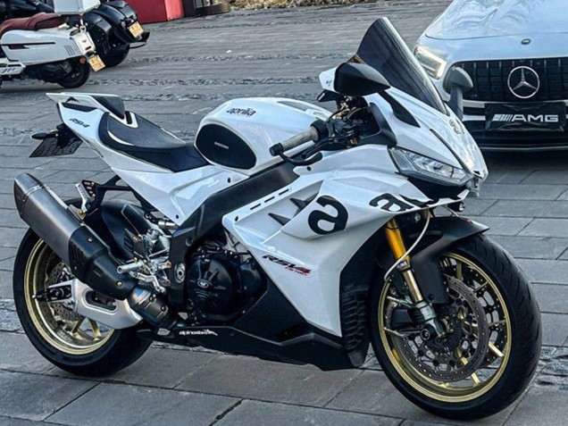 2021-2024 Aprilia RSV4 1100 Motorcycle Fairings - White Black Canada