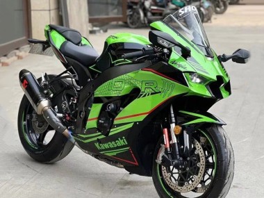 2021-2025 Kawasaki ZX10R Motorcycle Fairings - Green Black Red Stripe Canada