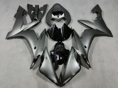 2004-2006 Yamaha YZF 1000 R1 Motorcycle Fairings - Matte Silver Glossy Black Canada