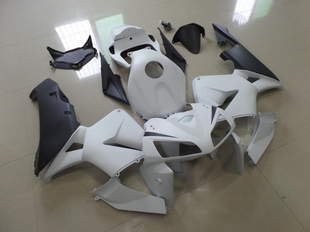 2005-2006 White Black Honda CBR600RR Fairing Kit Canada 2005-2006 White Black Honda CBR600RR Fairing Kit Canada